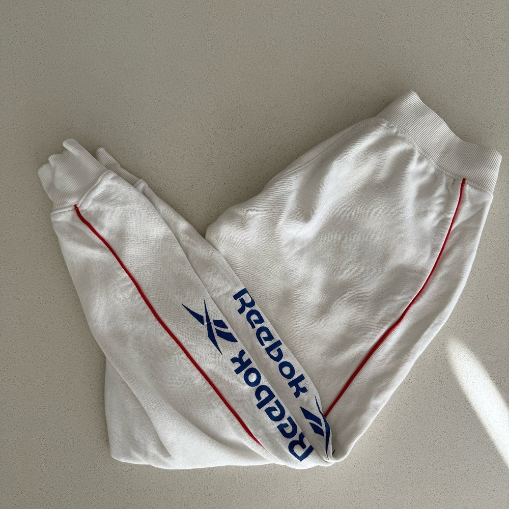 White Reebok Sweatpants Size XS/S